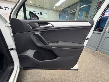 2017 Volkswagen Tiguan - photo 33