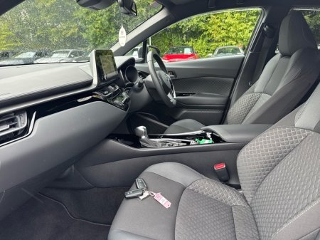 2023 Toyota C-HR - photo 6