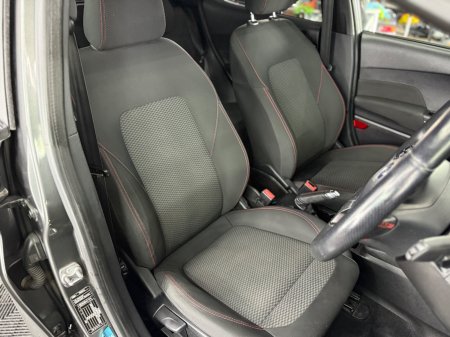 2019 Ford Fiesta - photo 24
