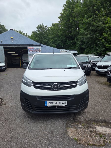 2023 Opel Vivaro - photo 2
