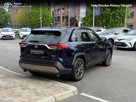 2024 Toyota RAV4 - photo 2