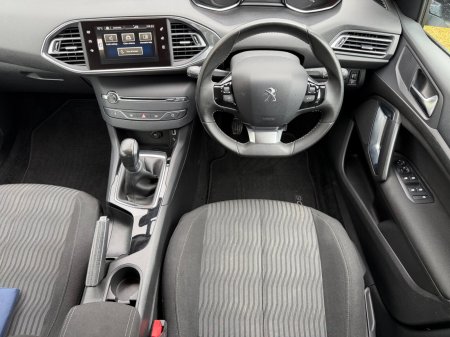 2014 Peugeot 308 - photo 11