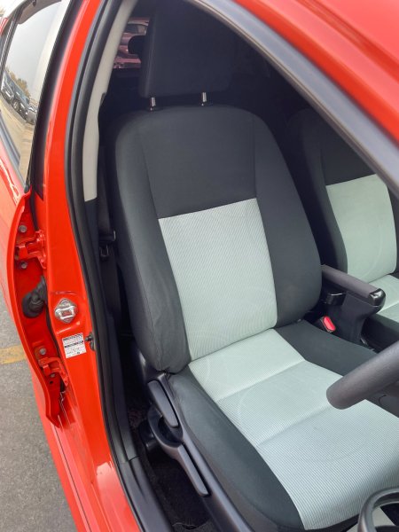 2014 Toyota Aqua - photo 10