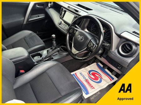 2016 Toyota RAV4 - photo 3