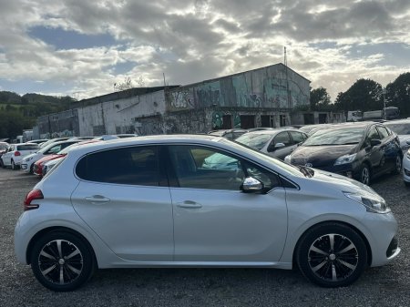2017 Peugeot 208 - photo 8