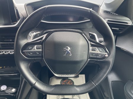 2021 Peugeot 208 - photo 15