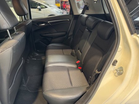 2015 Honda Fit - photo 18