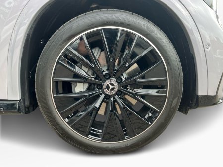 2026 Mercedes-Benz GLC - photo 7