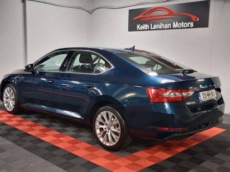2020 Skoda Superb - photo 4