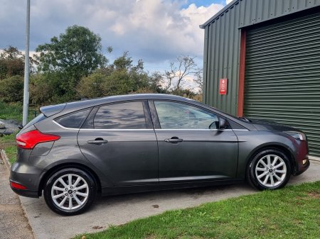 2015 Ford Focus - photo 25