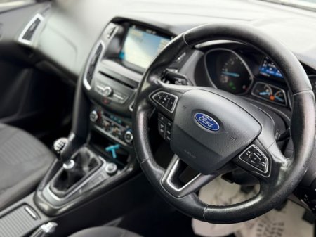 2017 Ford Focus - photo 7