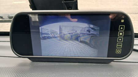 2023 Isuzu NKR - photo 12