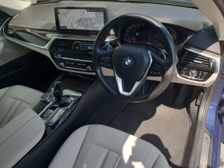 2021 BMW 5-Series - photo 6