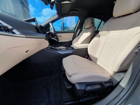 2026 BMW 3-Series - photo 7