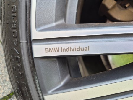 2023 BMW 3-Series - photo 28