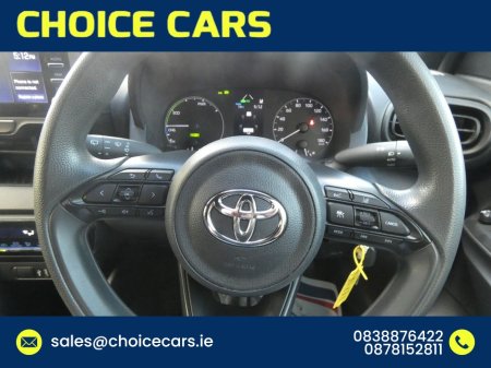 2021 Toyota Yaris - photo 12