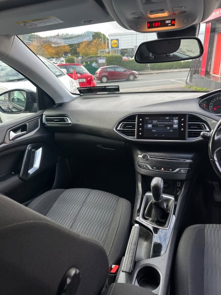 2016 Peugeot 308 - photo 20