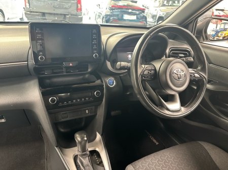 2022 Toyota Yaris Cross - photo 8