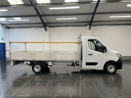 2023 Renault Master