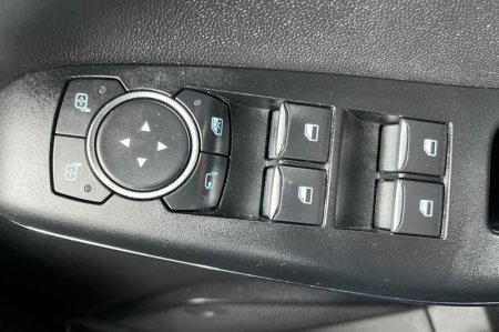 2020 Ford Fiesta - photo 16