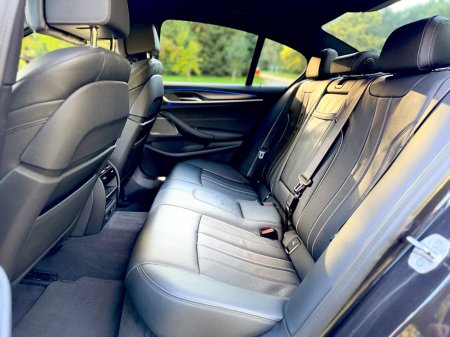 2021 BMW 5-Series - photo 22