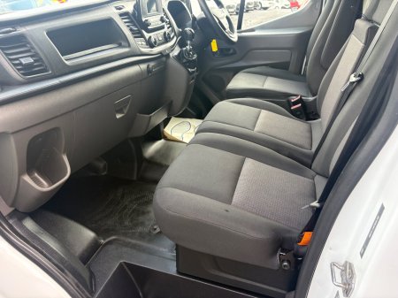 2022 Ford Transit - photo 11