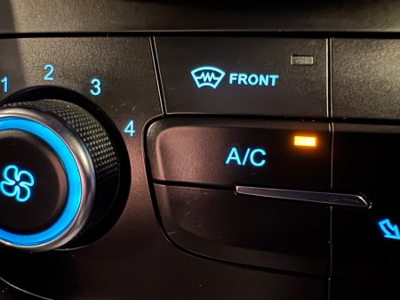 2017 Ford Focus - photo 19