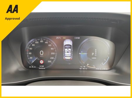 2023 Volvo XC40 - photo 46