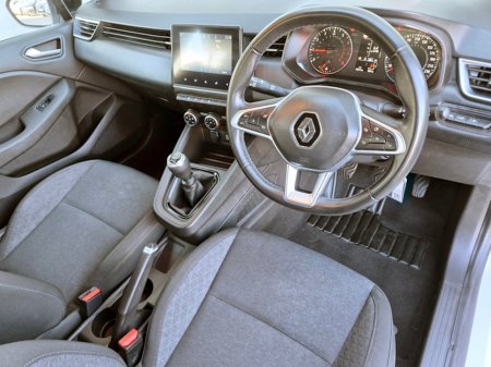 2023 Renault Clio - photo 11