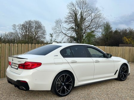 2017 BMW 5-Series - photo 9