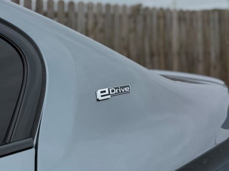 2018 BMW 5-Series - photo 20