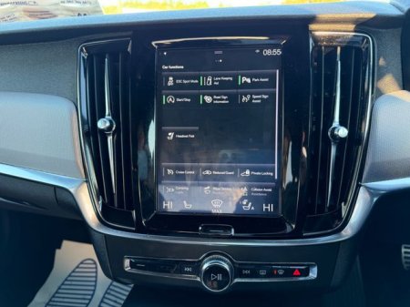 2018 Volvo S90 - photo 16