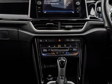 2023 Volkswagen T-Roc - photo 12