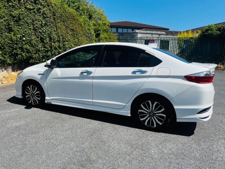 2018 Honda Grace - photo 9