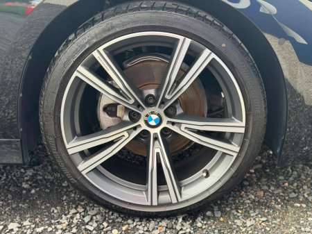 2024 BMW 3-Series - photo 10