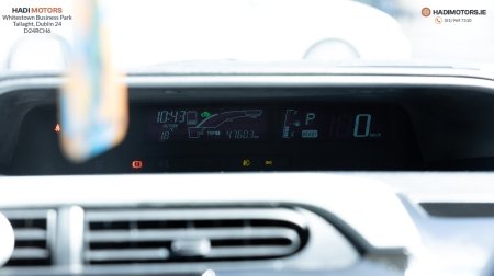 2014 Toyota Aqua - photo 14