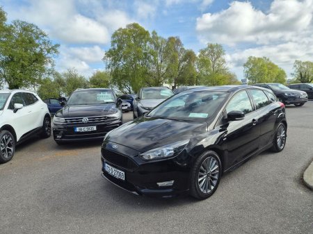 2017 Ford Focus - photo 3