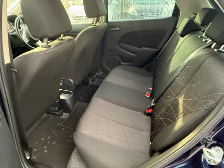 2013 Mazda Demio - photo 14