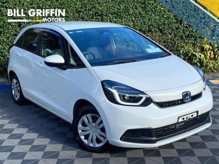 2024 Honda Fit 1.2 HYBRID AUTO // DIGITAL CLUSTER // REVERSE CAMERA // LANE ASSIST