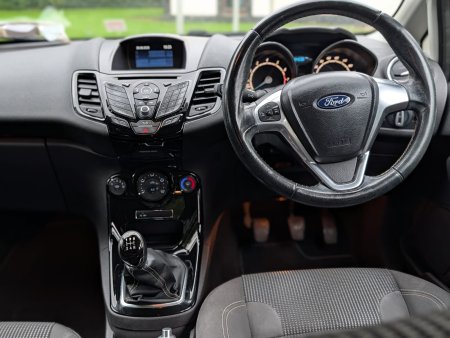 2017 Ford Fiesta - photo 7
