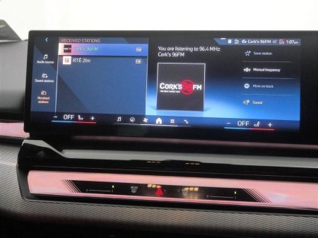 2025 BMW 5-Series - photo 19