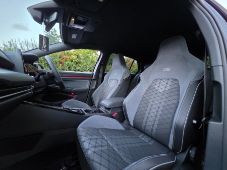 2024 Volkswagen Golf - photo 22
