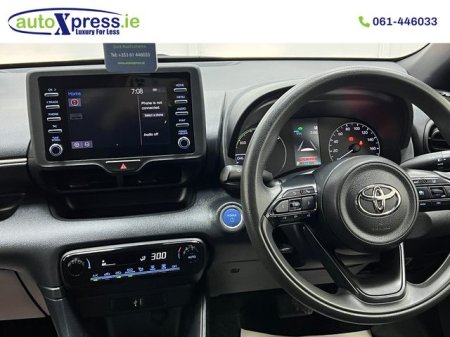 2021 Toyota Yaris - photo 16