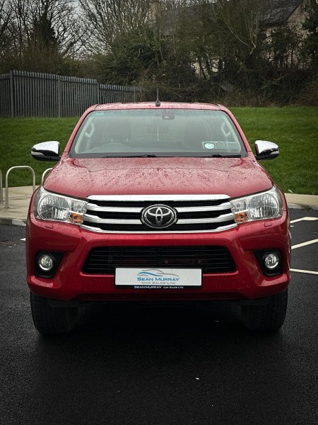 2017 Toyota Hilux - photo 4