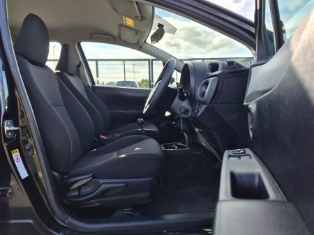 2012 Toyota Yaris - photo 13
