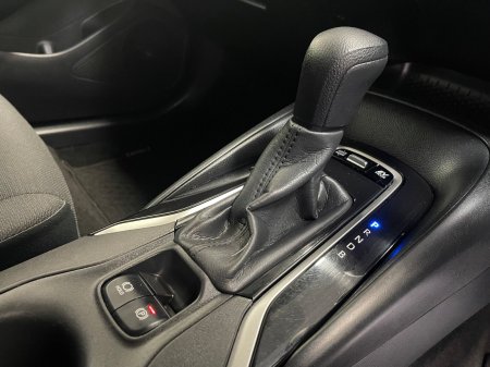 2020 Toyota Corolla - photo 15