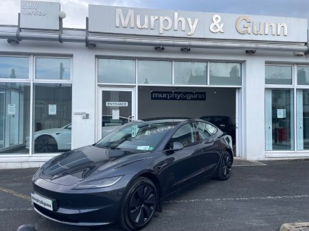 2025 Tesla Model 3 - photo 4
