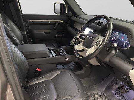 2022 Land Rover Defender - photo 11
