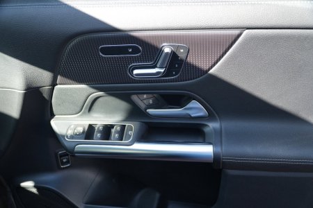 2021 Mercedes-Benz EQA - photo 10