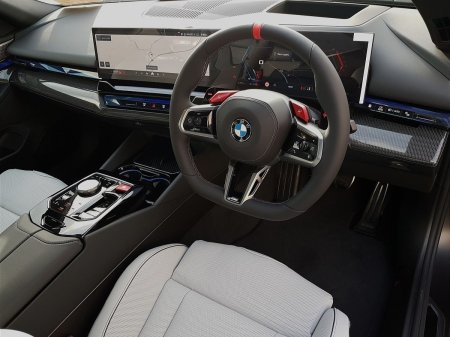 2026 BMW M5 - photo 6
